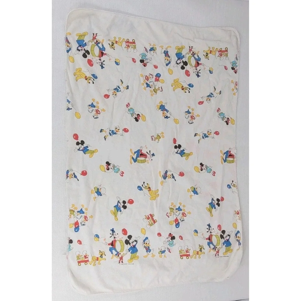 VTG Disney Mickey Mouse & Friends Goofy, Donald Duck,Receiving Baby Blanket